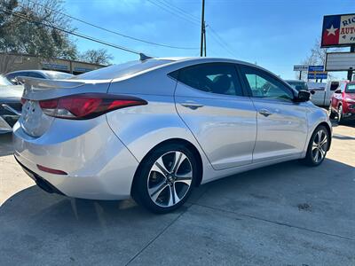 2015 Hyundai ELANTRA Limited   - Photo 7 - Houston, TX 77063-5630
