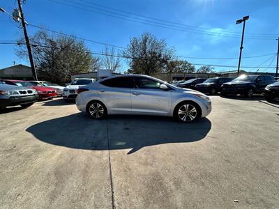 2015 Hyundai ELANTRA Limited   - Photo 6 - Houston, TX 77063-5630