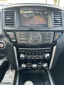 2017 Nissan Pathfinder S   - Photo 9 - Houston, TX 77063-5630
