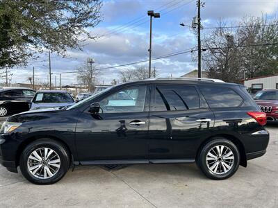 2017 Nissan Pathfinder S   - Photo 5 - Houston, TX 77063-5630