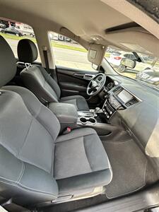 2017 Nissan Pathfinder S   - Photo 14 - Houston, TX 77063-5630