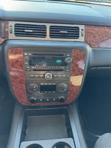 2009 Chevrolet Tahoe LT   - Photo 13 - Fort Worth, TX 76111