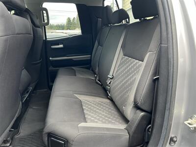 2020 Toyota Tundra SR5   - Photo 10 - Beaverton, OR 97005