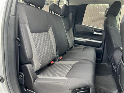 2020 Toyota Tundra SR5   - Photo 11 - Beaverton, OR 97005