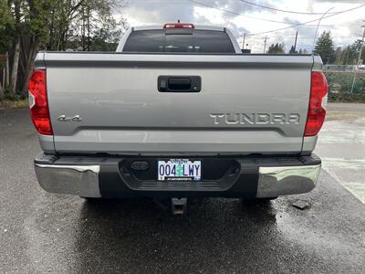 2020 Toyota Tundra SR5   - Photo 4 - Beaverton, OR 97005