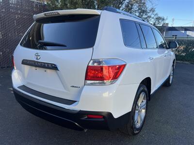 2013 Toyota Highlander Limited AWD - Photo 5 - Beaverton, OR 97005