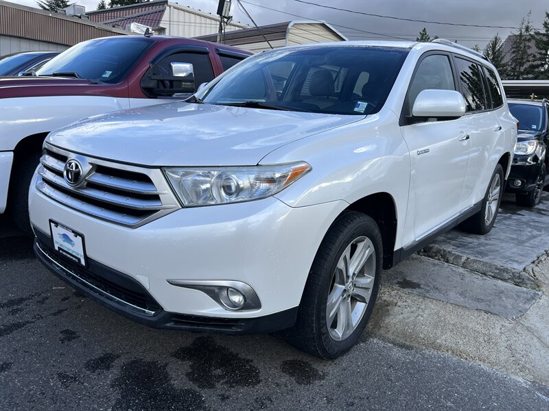 2013 Toyota Highlander Limited   - Photo 1 - Beaverton, OR 97005
