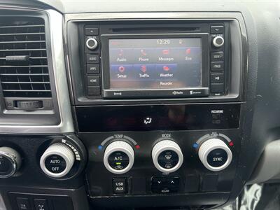 2019 Toyota Sequoia SR5 4X4 - Photo 15 - Beaverton, OR 97005