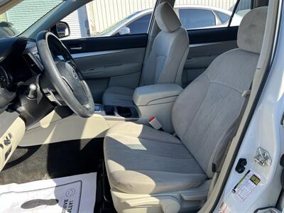 2013 Subaru Outback 2.5i Premium - Photo 7 - Beaverton, OR 97005