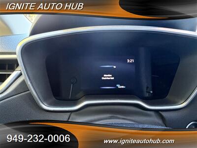 2022 Toyota Corolla Cross XLE - Photo 7 - Laguna Hills, CA 92653