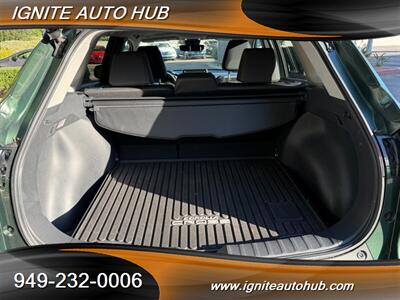 2022 Toyota Corolla Cross XLE - Photo 5 - Laguna Hills, CA 92653