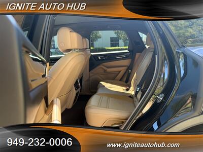 2020 Porsche Cayenne E-Hybrid   - Photo 12 - Laguna Hills, CA 92653