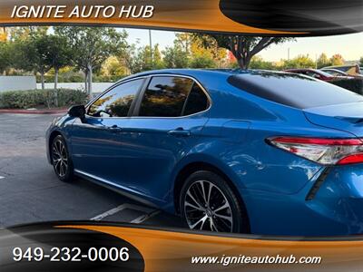 2018 Toyota Camry SE - Photo 4 - Laguna Hills, CA 92653