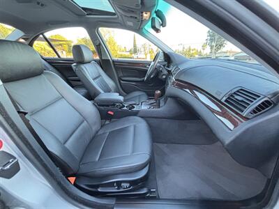 2002 BMW 325i - Photo 12 - San Diego, CA 92115