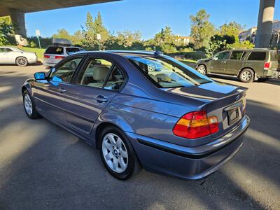 2005 BMW 325i   - Photo 9 - San Diego, CA 92115
