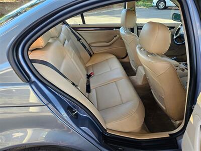 2005 BMW 325i   - Photo 6 - San Diego, CA 92115