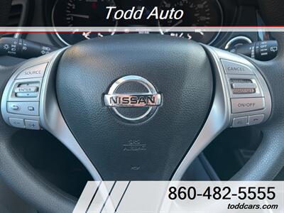 2015 Nissan Rogue SV   - Photo 20 - Torrington, CT 06790