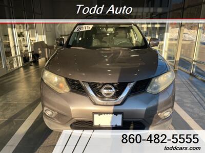 2015 Nissan Rogue SV   - Photo 2 - Torrington, CT 06790