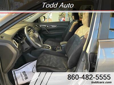 2015 Nissan Rogue SV   - Photo 10 - Torrington, CT 06790