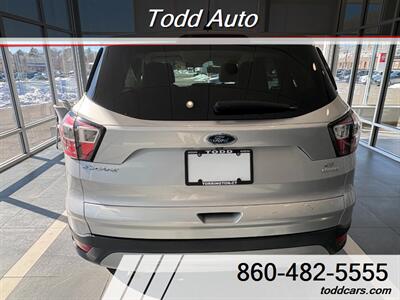 2017 Ford Escape SE   - Photo 5 - Torrington, CT 06790