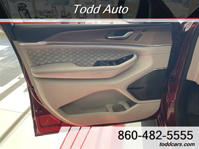 2022 Jeep Grand Cherokee Summit   - Photo 11 - Torrington, CT 06790