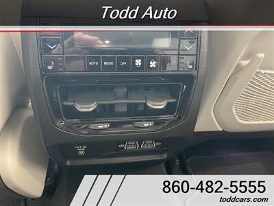 2022 Jeep Grand Cherokee Summit   - Photo 10 - Torrington, CT 06790