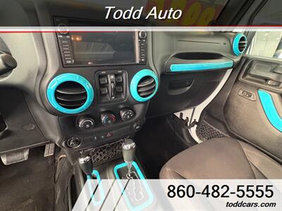 2014 Jeep Wrangler Unlimited Sport   - Photo 15 - Torrington, CT 06790