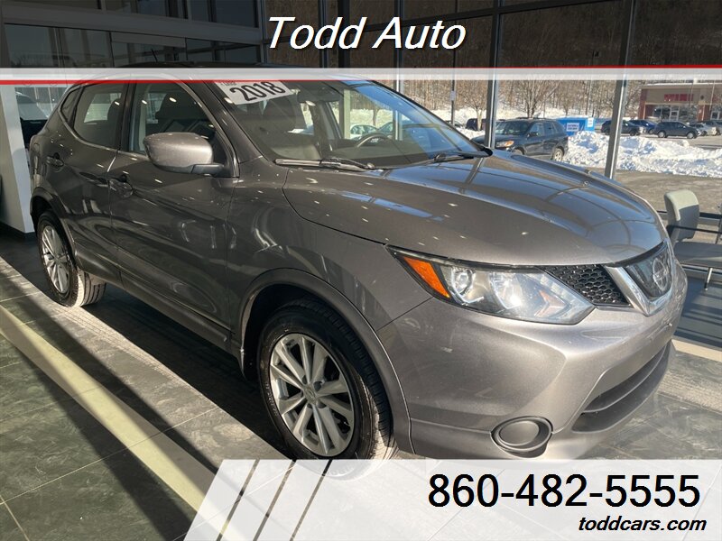 2018 Nissan Rogue Sport S  
