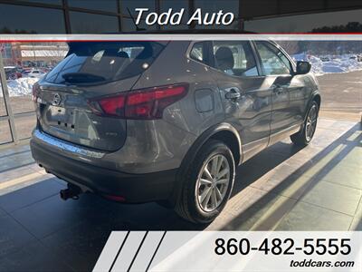 2018 Nissan Rogue Sport S   - Photo 6 - Torrington, CT 06790