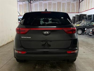 2017 Kia Sportage LX Sport Utility 4D   - Photo 6 - Manassas, VA 20109