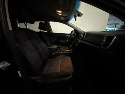 2017 Kia Sportage LX Sport Utility 4D   - Photo 37 - Manassas, VA 20109