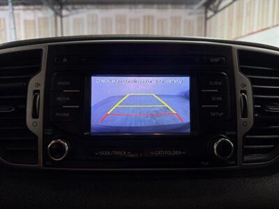 2017 Kia Sportage LX Sport Utility 4D   - Photo 28 - Manassas, VA 20109