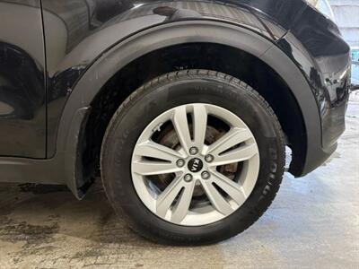 2017 Kia Sportage LX Sport Utility 4D   - Photo 41 - Manassas, VA 20109