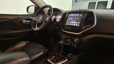 2014 Jeep Cherokee TrailHawk Sport Utility 4D - Photo 52 - Manassas, VA 20109