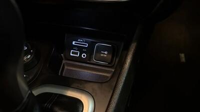 2014 Jeep Cherokee TrailHawk Sport Utility 4D - Photo 31 - Manassas, VA 20109