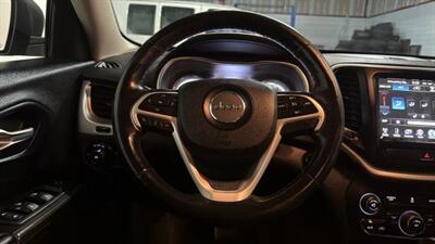 2014 Jeep Cherokee TrailHawk Sport Utility 4D - Photo 22 - Manassas, VA 20109
