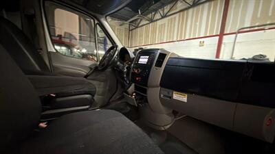 2014 Freightliner Sprinter High Roof Extended w/170  WB Van 3D   - Photo 29 - Manassas, VA 20109