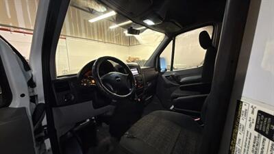 2014 Freightliner Sprinter High Roof Extended w/170  WB Van 3D   - Photo 17 - Manassas, VA 20109
