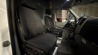 2014 Freightliner Sprinter High Roof Extended w/170  WB Van 3D   - Photo 28 - Manassas, VA 20109