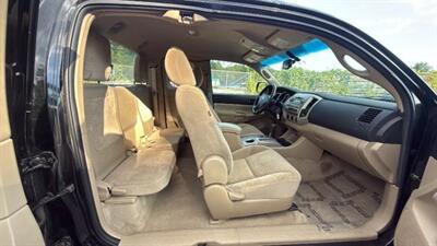 2011 Toyota Tacoma Pickup 4D 6 ft - Photo 38 - Manassas, VA 20109