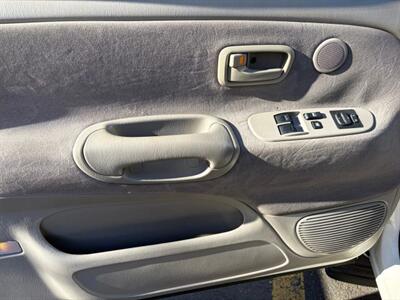 2003 Toyota Tundra SR5 Pickup 2D 8 ft   - Photo 15 - Manassas, VA 20109