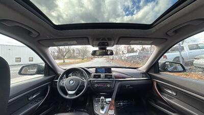 2015 BMW 328i Gran Turismo xDrive Sedan 4D   - Photo 20 - Manassas, VA 20109