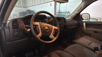 2013 Chevrolet Silverado 1500 LT Pickup 4D 6 1/2 ft   - Photo 20 - Manassas, VA 20109