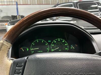 2001 Land Rover Range Rover 4.6 HSE Sport Utility 4D   - Photo 27 - Manassas, VA 20109