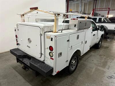 2013 Chevrolet Silverado 3500HD CC Cab & Chassis 2D   - Photo 5 - Manassas, VA 20109