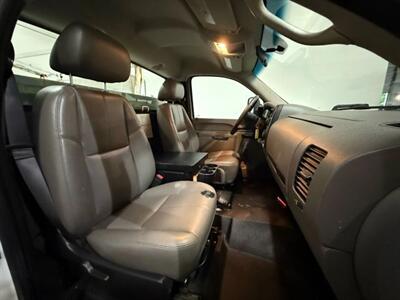 2013 Chevrolet Silverado 3500HD CC Cab & Chassis 2D   - Photo 41 - Manassas, VA 20109