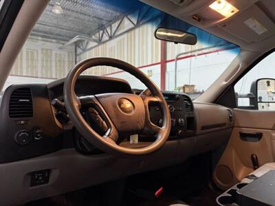 2013 Chevrolet Silverado 3500HD CC Cab & Chassis 2D   - Photo 19 - Manassas, VA 20109