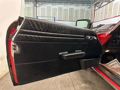 1983 Mercedes-Benz SL 2D Coupe Roadster - Photo 17 - Manassas, VA 20109