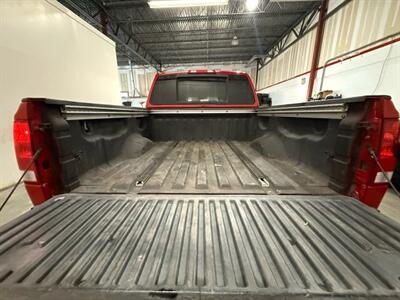2005 Nissan Titan LE Pickup 4D 5 1/2 ft   - Photo 37 - Manassas, VA 20109