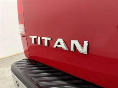 2005 Nissan Titan LE Pickup 4D 5 1/2 ft   - Photo 17 - Manassas, VA 20109